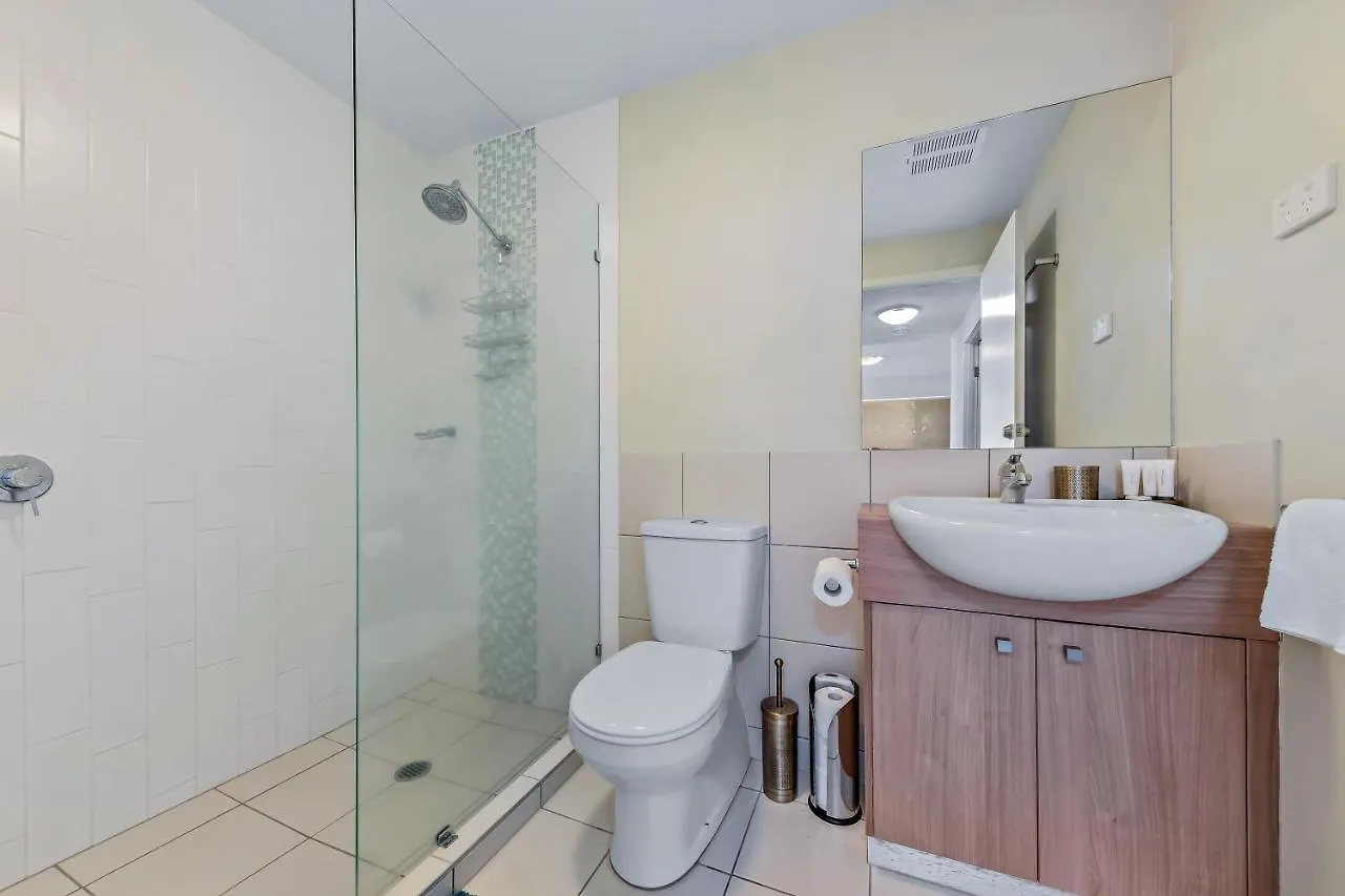 Airlie Beach Retreat Where Luxury Meets Horizon Apartment 0*, Airlie Beach