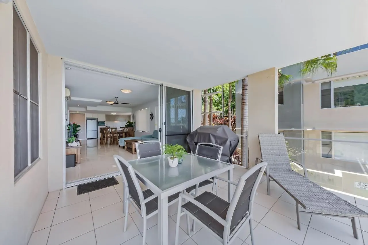 Airlie Beach Retreat Where Luxury Meets Horizon Apartment